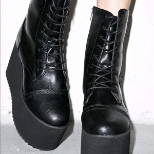 YRU Tanq black platform boots